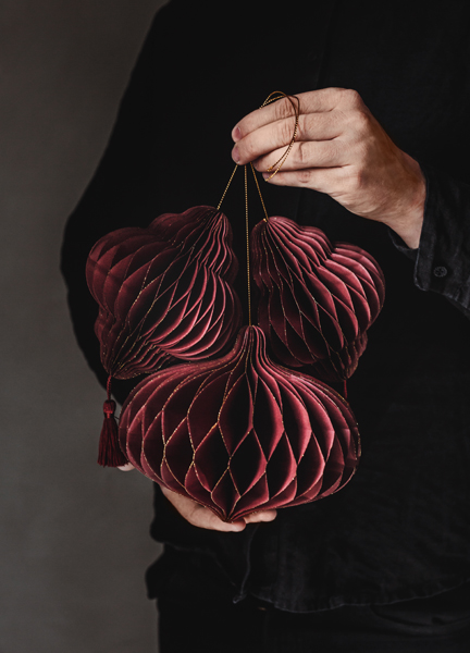 Bombka papierowa honeycomb Latarnia, bordo, 13,2x15cm - obrazek 3