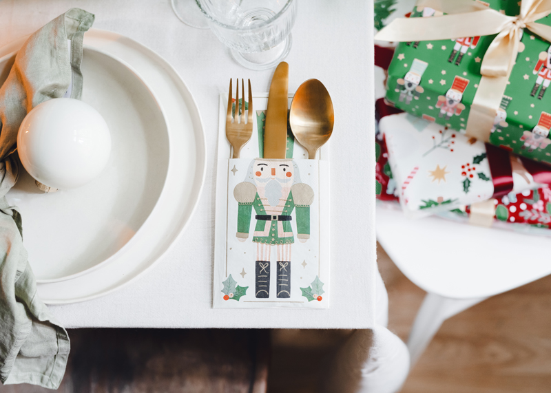 Papier do pakowania - Dziadek do orzechów, 70x200 cm - obrazek 7