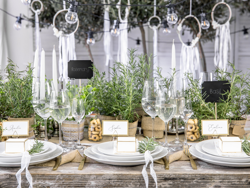 Stojaki na winietki Trójkąty, złoty, 2,3cm (1 op. / 10 szt.) - obrazek 4