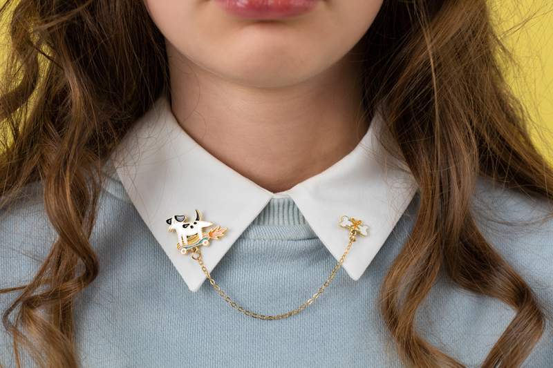 Przypinka na kołnierzyk Piesek - obrazek 2