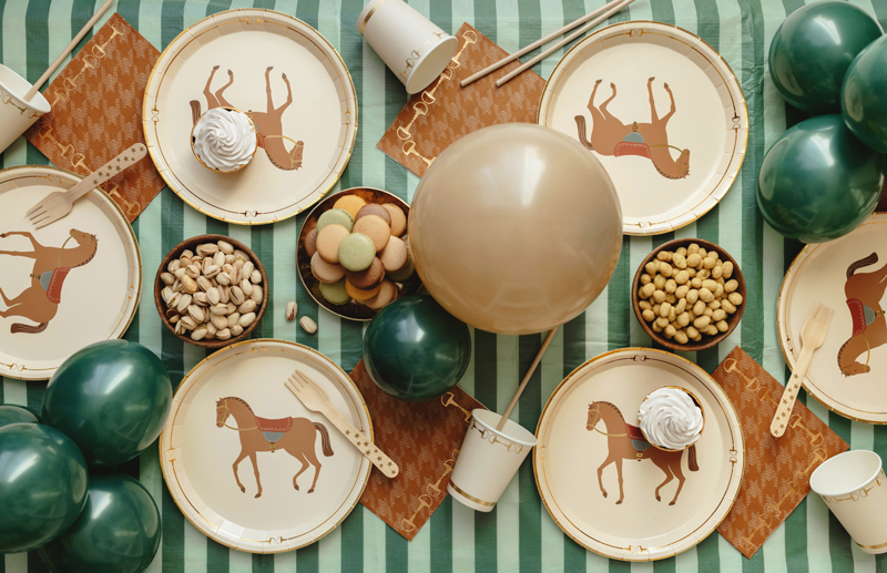 Talerzyki Koń, 23 cm, mix (1 op. / 6 szt.) - obrazek 4